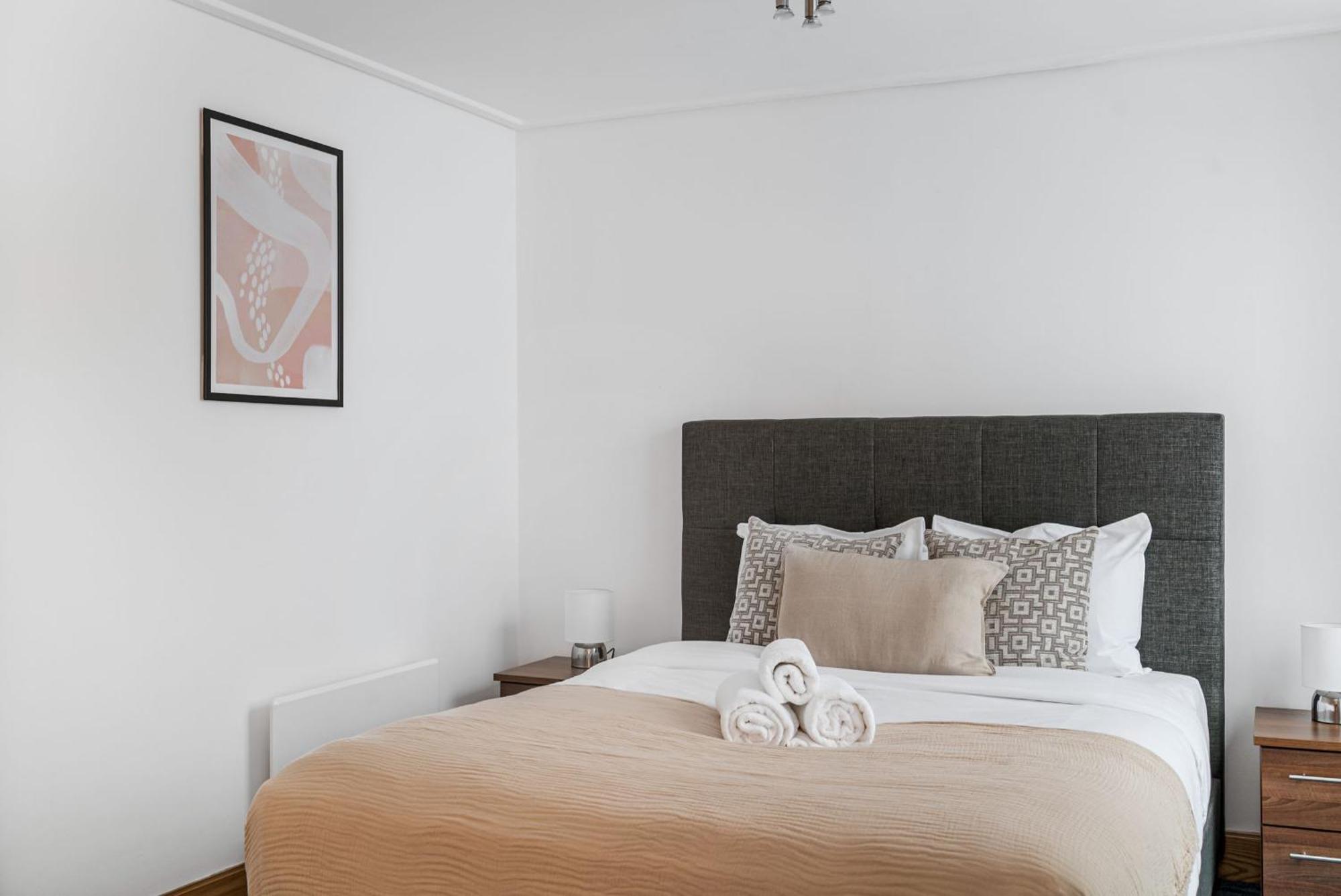 Apartament Heart Of Holborn - 2br With Patio - Cityapartmentstay Londra