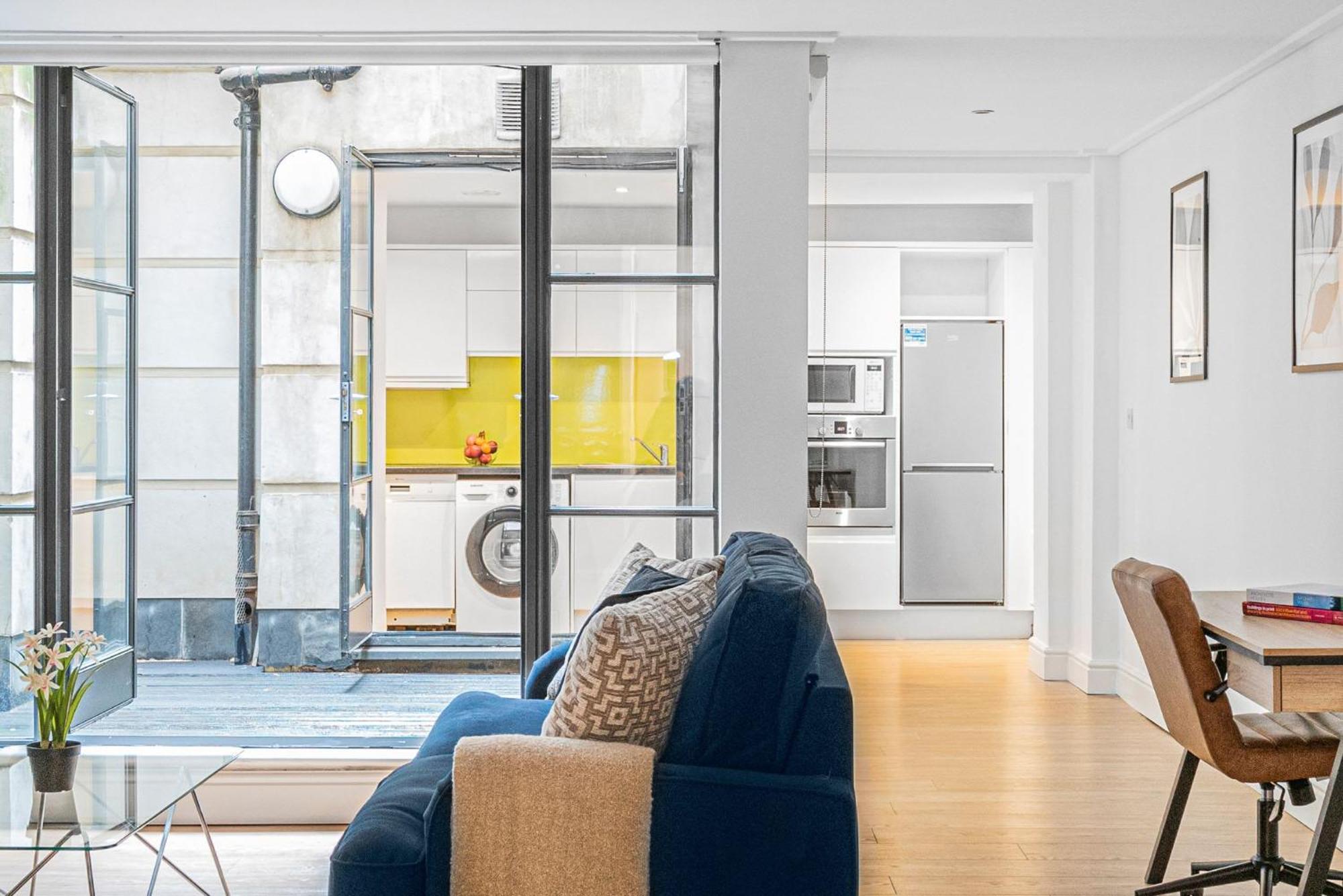 Heart Of Holborn - 2br With Patio - Cityapartmentstay Apartament
